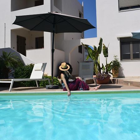 Four Seasons Homes Stalós Екстериор снимка