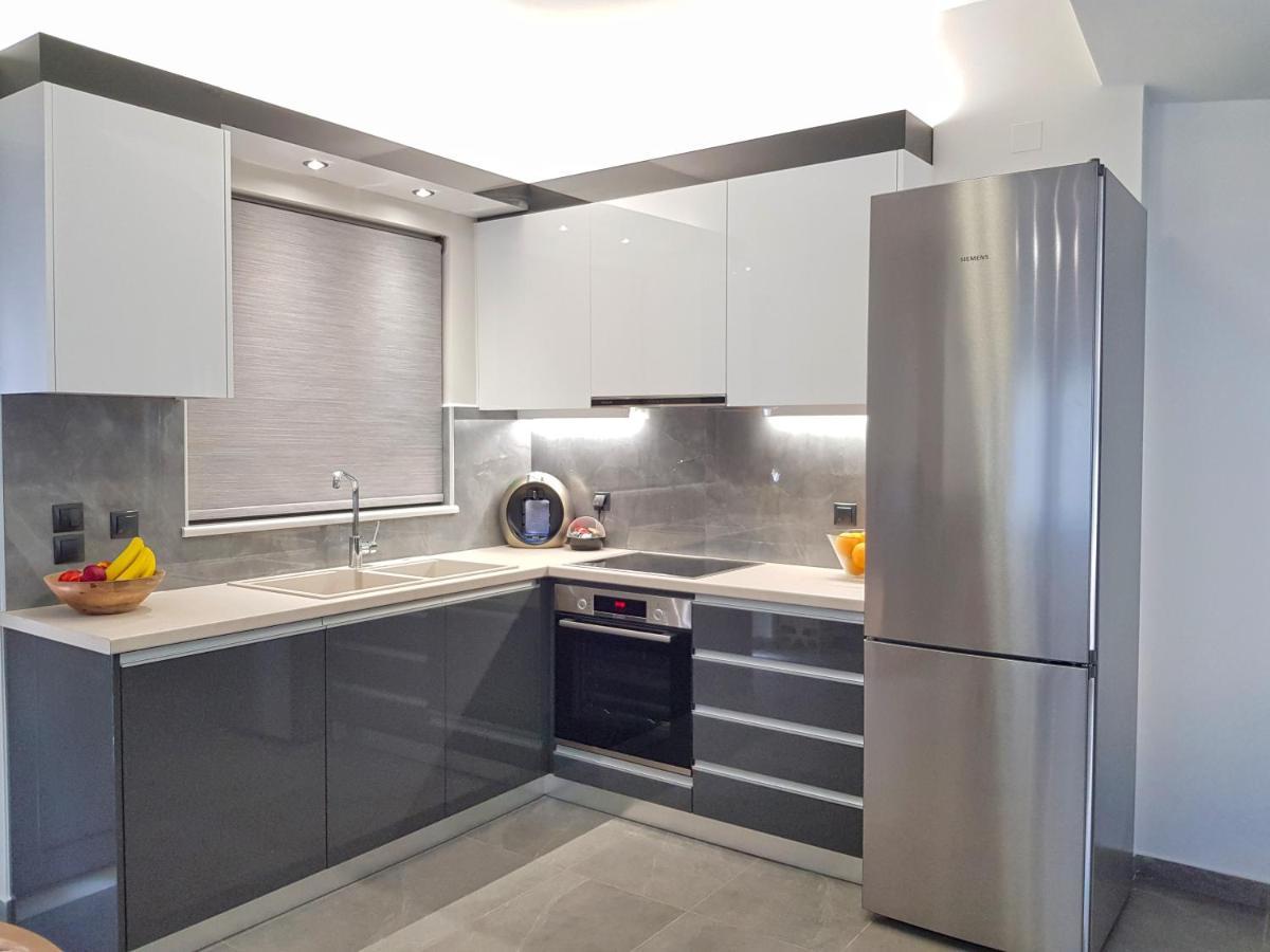 Four Seasons Homes Stalós Екстериор снимка