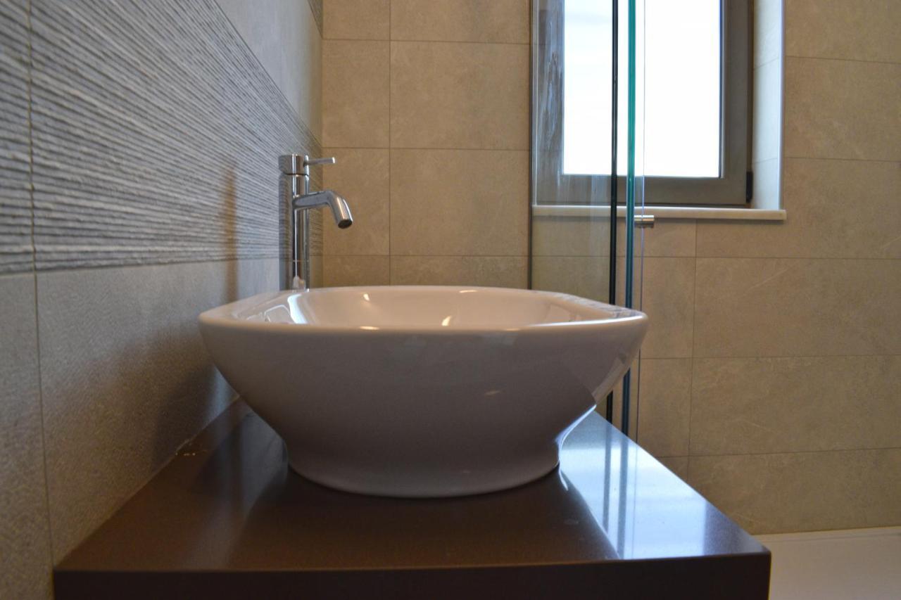 Four Seasons Homes Stalós Екстериор снимка