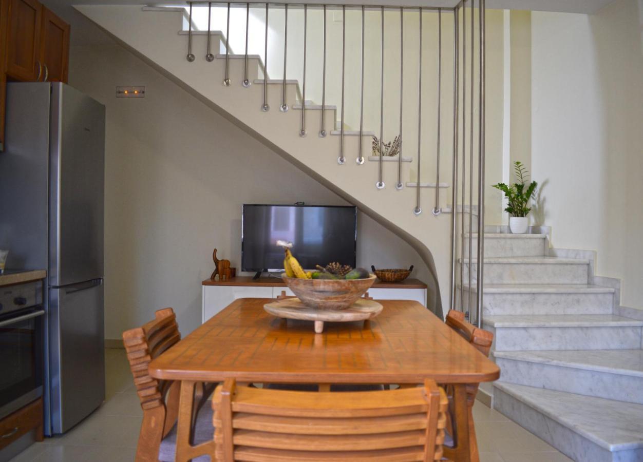 Four Seasons Homes Stalós Екстериор снимка