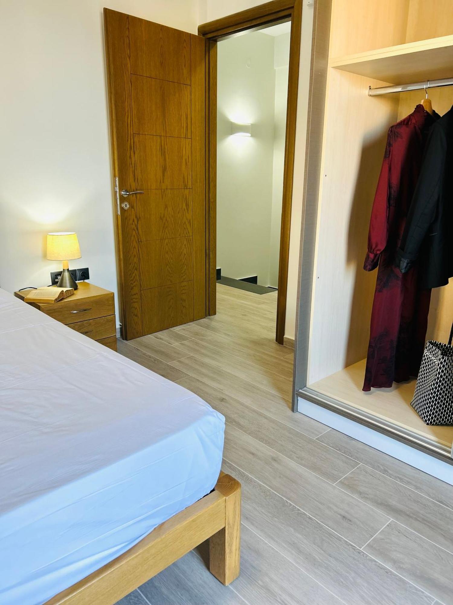 Four Seasons Homes Stalós Екстериор снимка